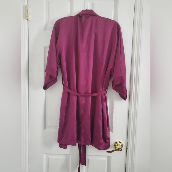 Victoria's Secret Sleep Robe - Picture 2 of 3